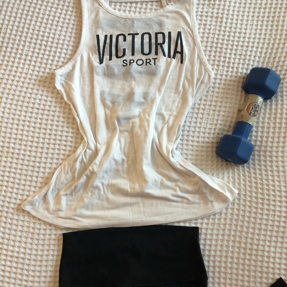 Workout tank top